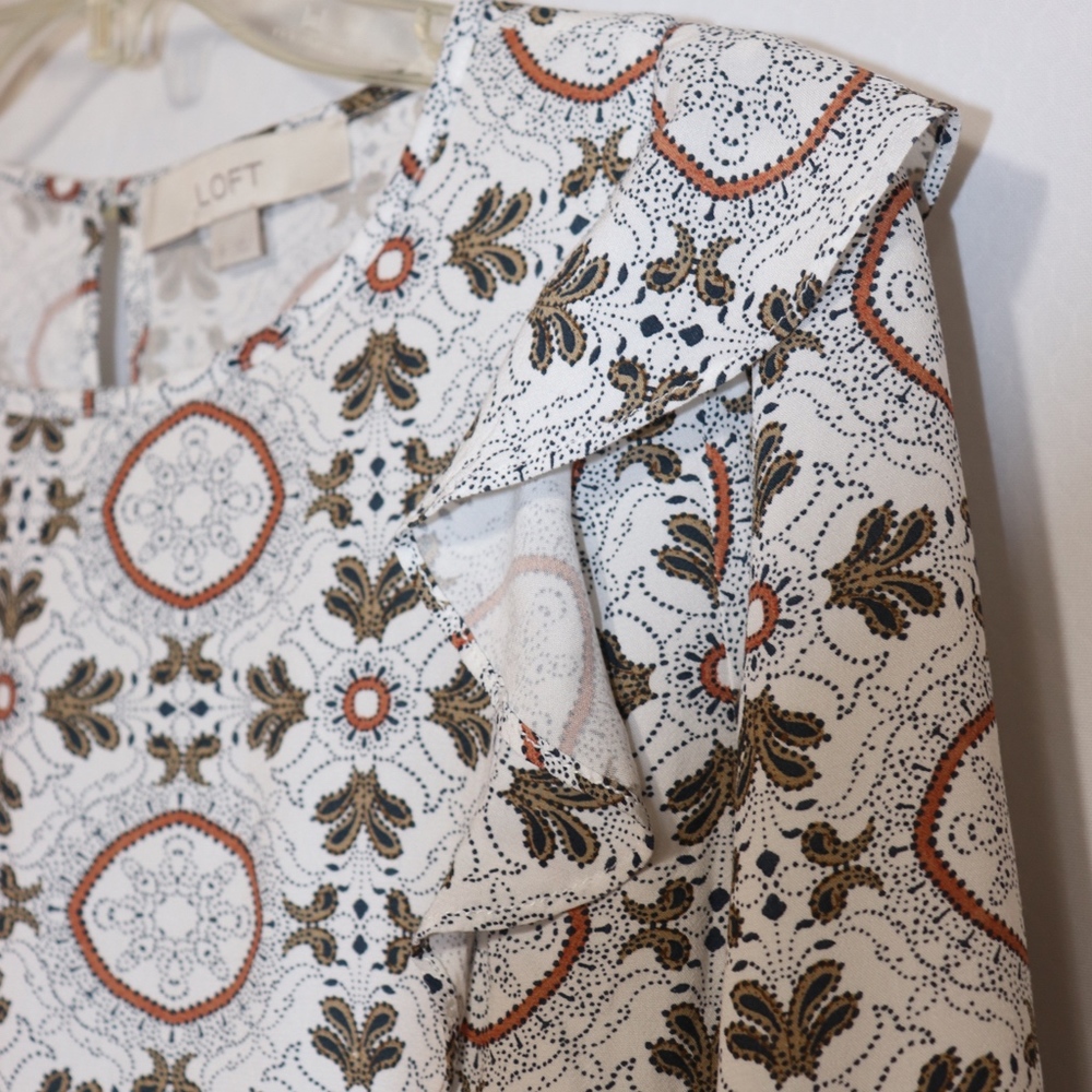 LOFT FLORAL RUFFLE SHELL BLOUSE - Picture 3 of 8